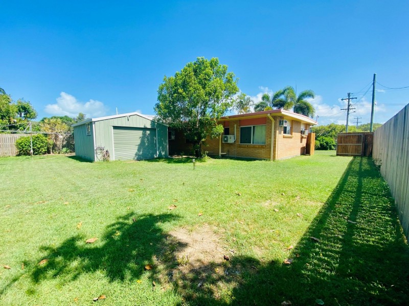 24 Finch Street, Slade Point QLD 4740