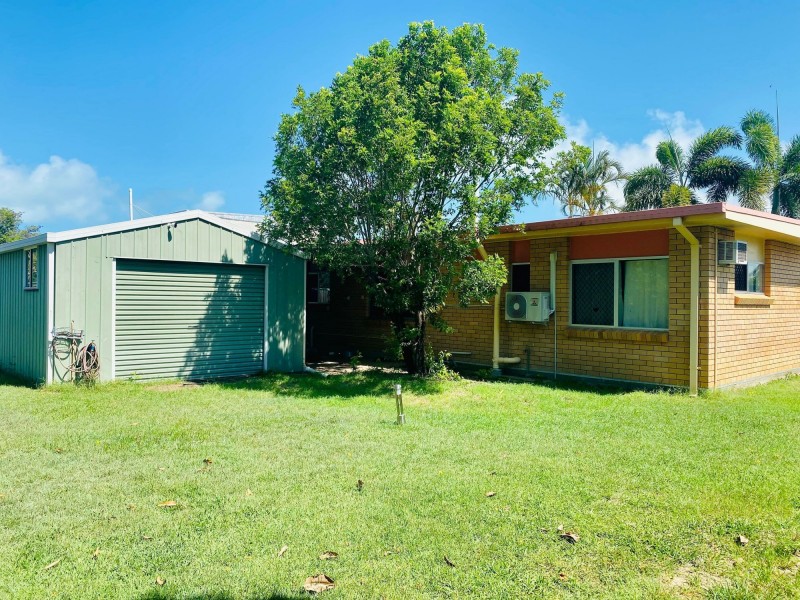 24 Finch Street, Slade Point QLD 4740