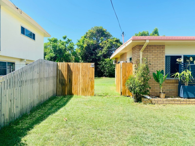 24 Finch Street, Slade Point QLD 4740