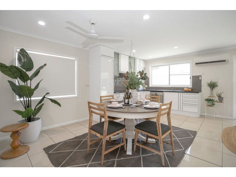 15 Leister Court, Bucasia QLD 4750