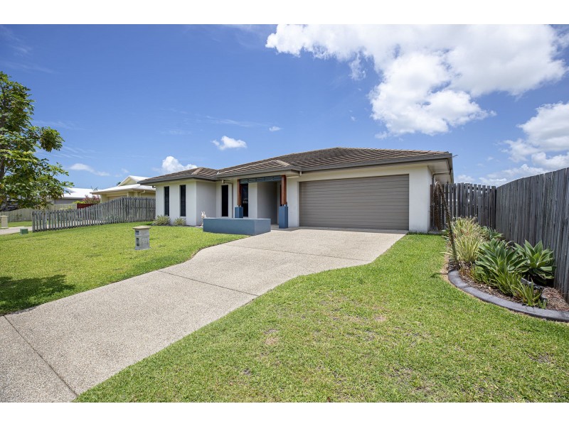 4 Pelorus Court, Ooralea QLD 4740