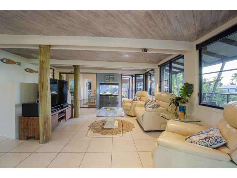 47 Ocean Avenue, Slade Point QLD 4740