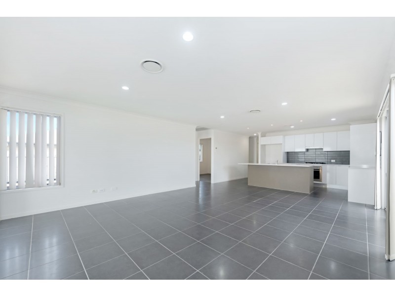 20 Hawkins Street, Bucasia QLD 4750