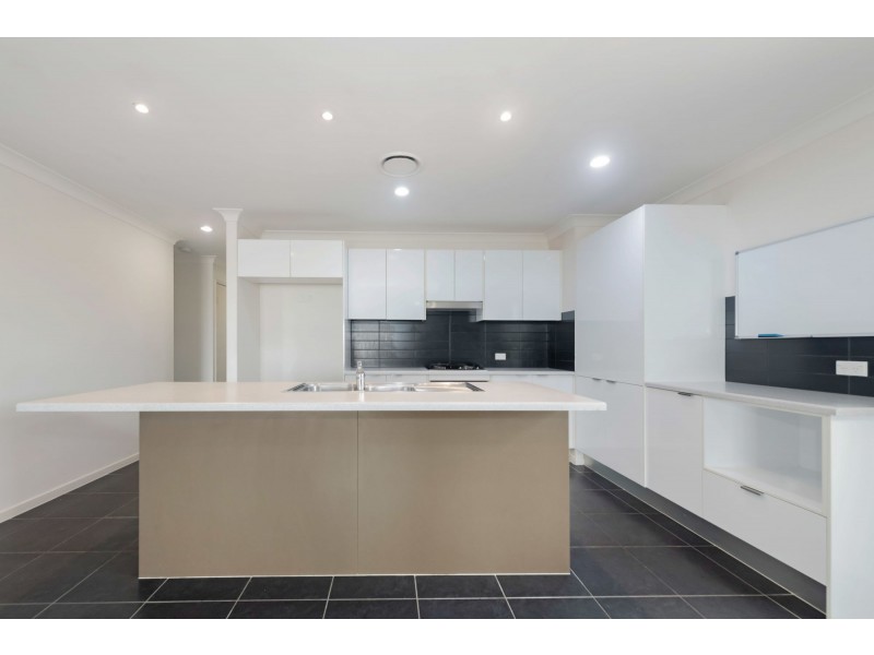 20 Hawkins Street, Bucasia QLD 4750