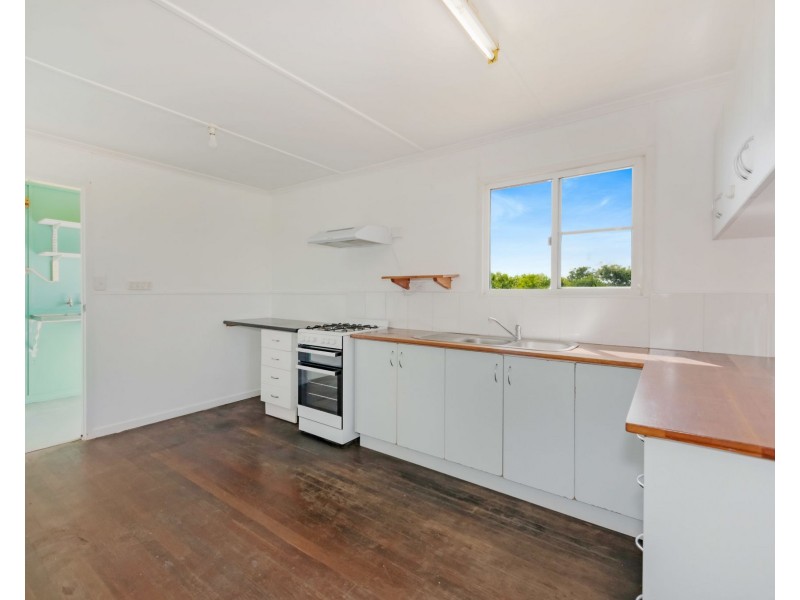 6 Carr Street, North Mackay QLD 4740