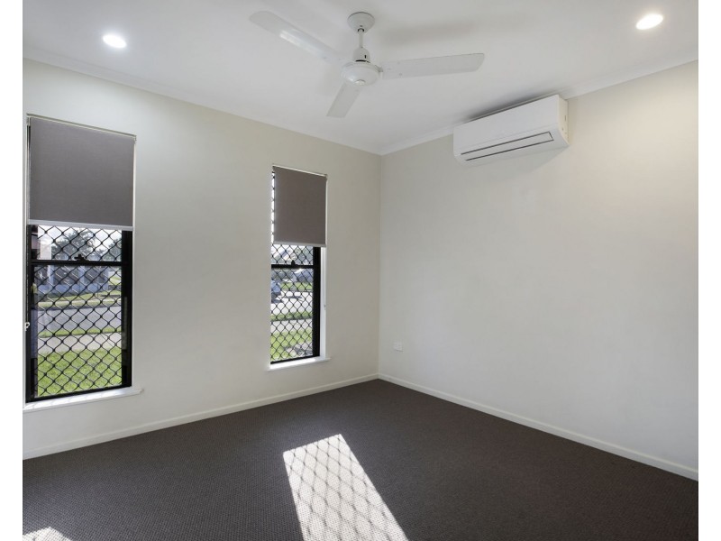 68 Canecutters Drive, Ooralea QLD 4740