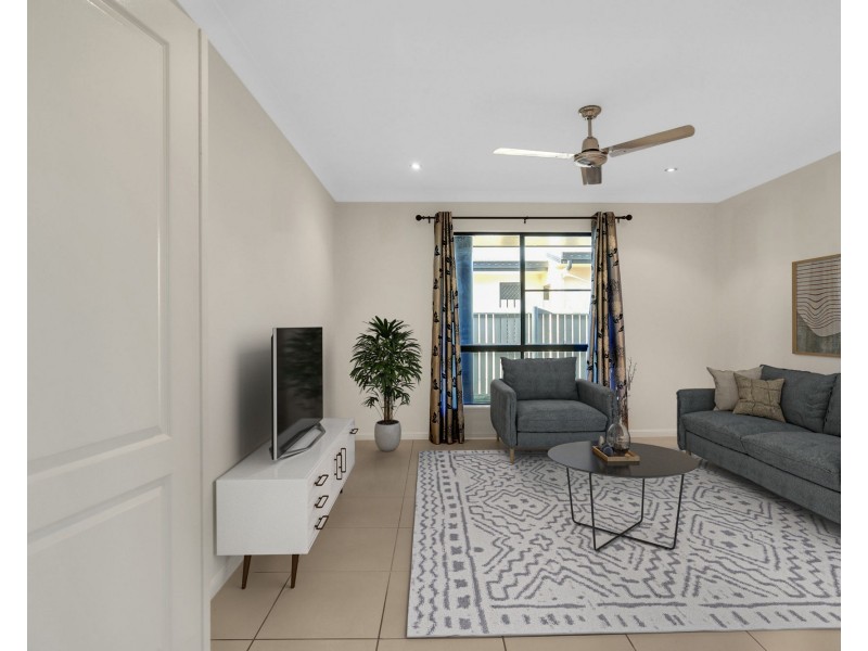 15 Woden Crescent, Ooralea QLD 4740