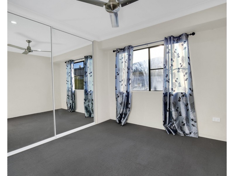 15 Woden Crescent, Ooralea QLD 4740