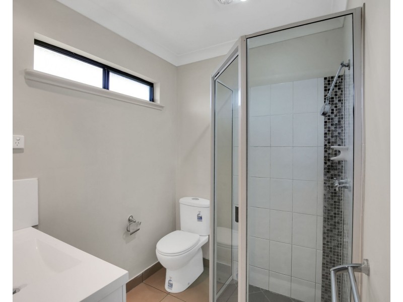 15 Woden Crescent, Ooralea QLD 4740
