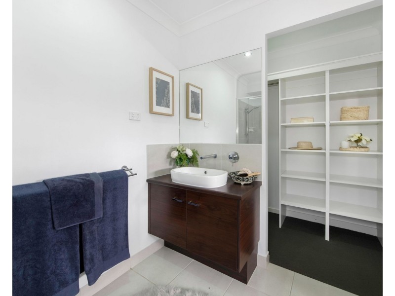 46 Montgomery Street, Rural View QLD 4740