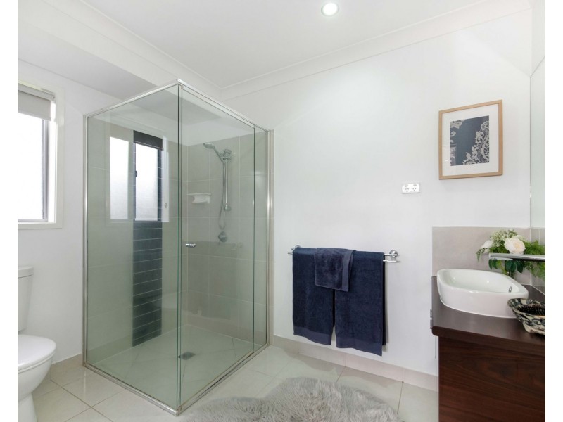 46 Montgomery Street, Rural View QLD 4740