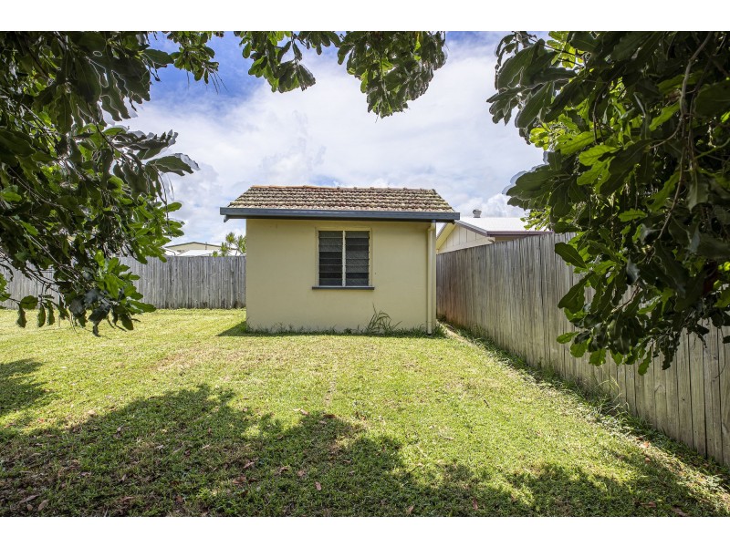 34 Stockbridge Street, West Mackay QLD 4740