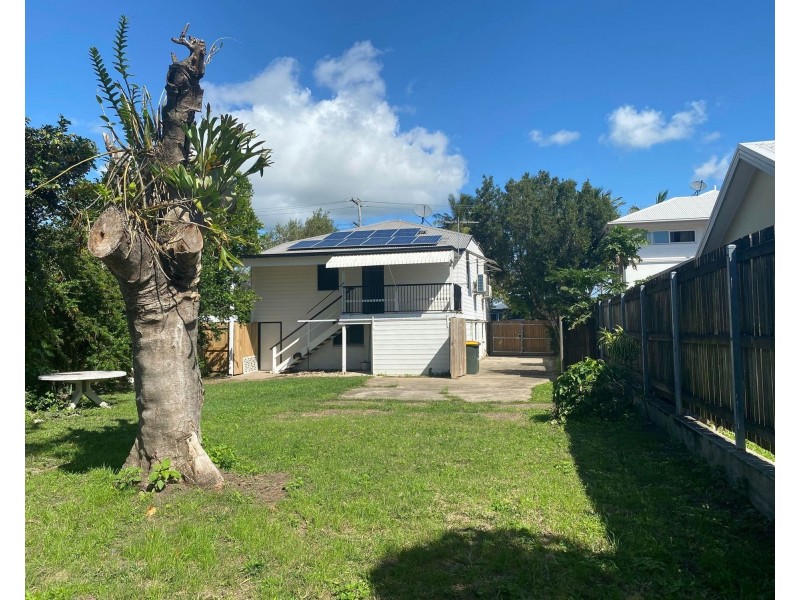 296 Bridge Road, West Mackay QLD 4740