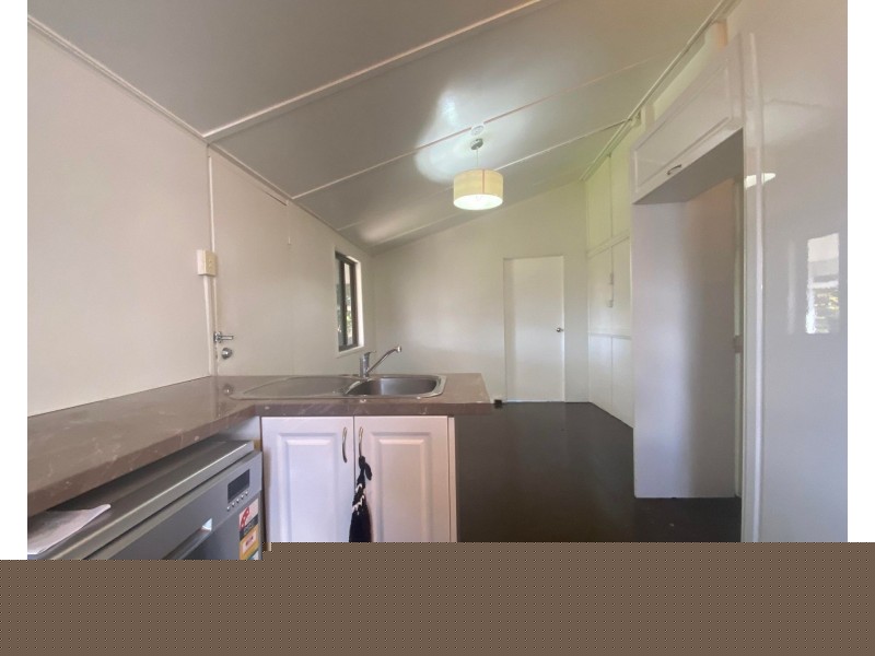 296 Bridge Road, West Mackay QLD 4740