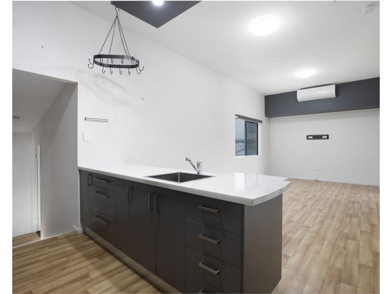 34 Pirie Street, South Mackay QLD 4740