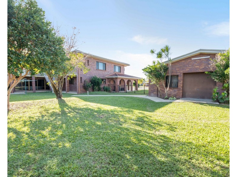 19-21 Ulanda Drive, South Mackay QLD 4740