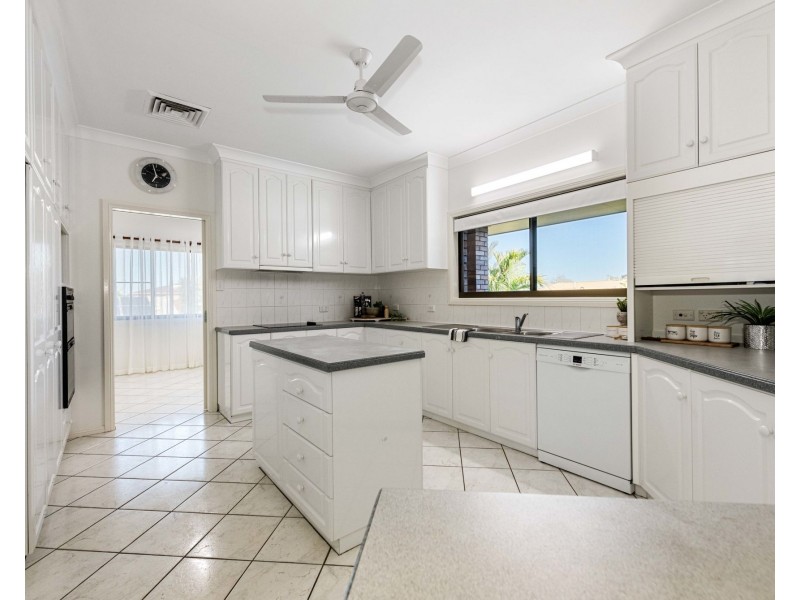 19-21 Ulanda Drive, South Mackay QLD 4740