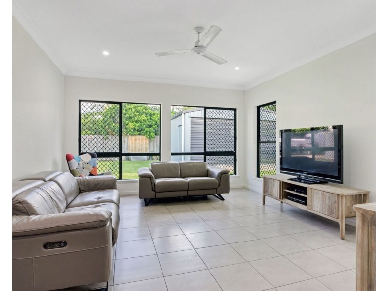 4 Corymbia Court, Andergrove QLD 4740