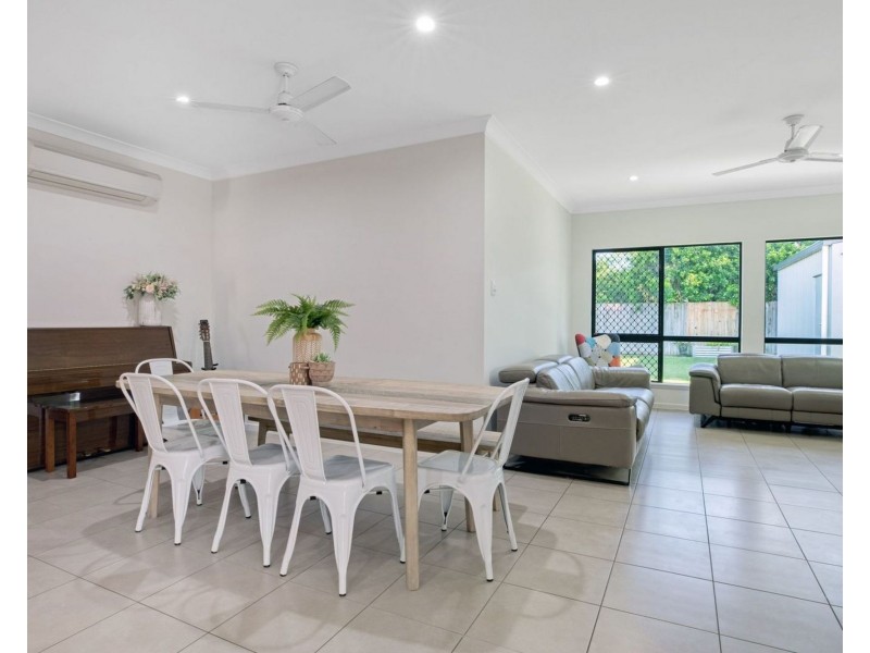 4 Corymbia Court, Andergrove QLD 4740