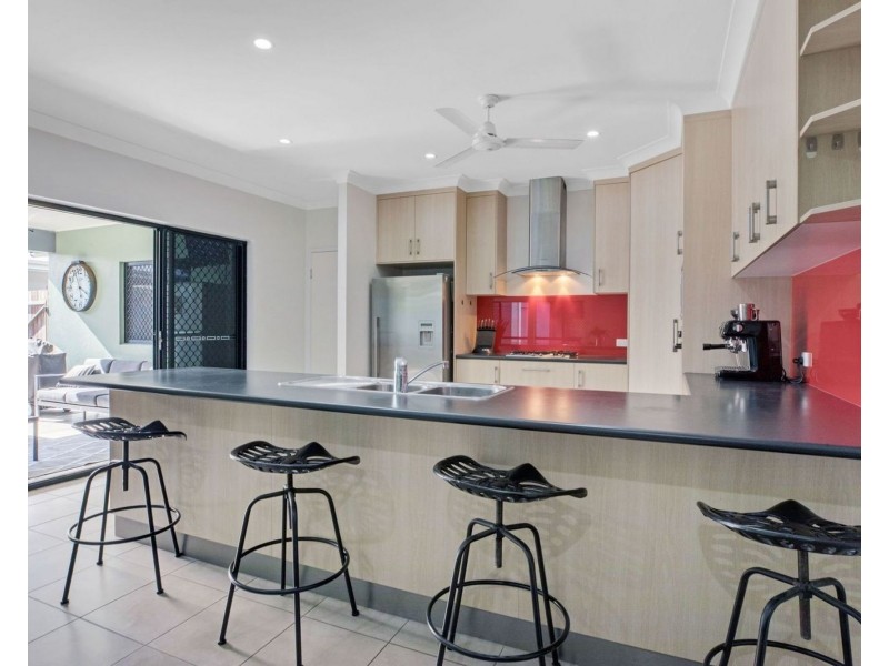 4 Corymbia Court, Andergrove QLD 4740