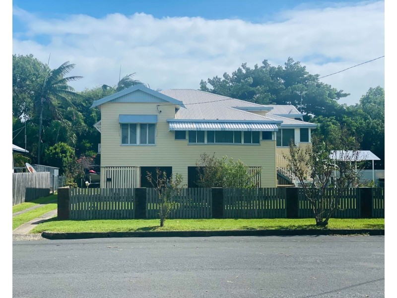 14 Clark Street, South Mackay QLD 4740
