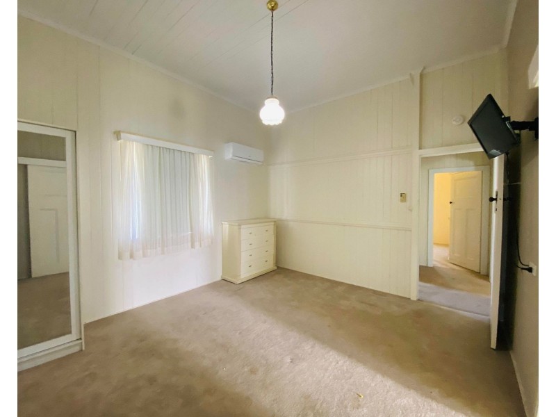 14 Clark Street, South Mackay QLD 4740