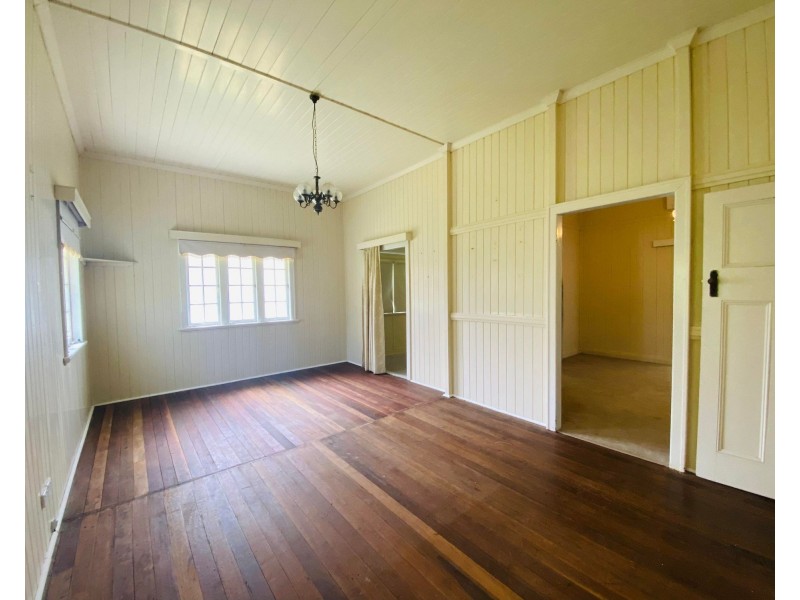 14 Clark Street, South Mackay QLD 4740