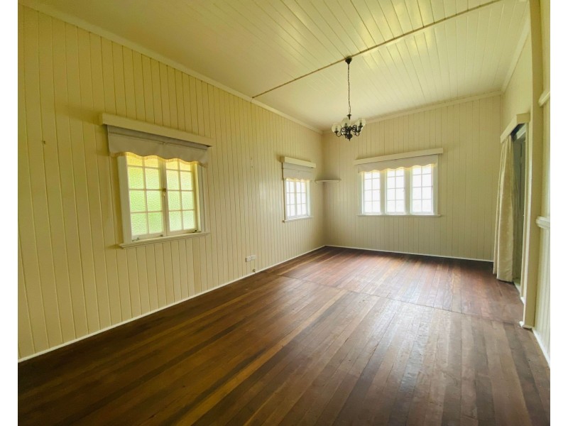 14 Clark Street, South Mackay QLD 4740