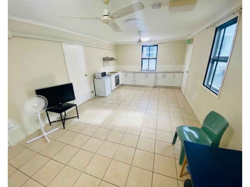 136 Wood Street, Mackay QLD 4740