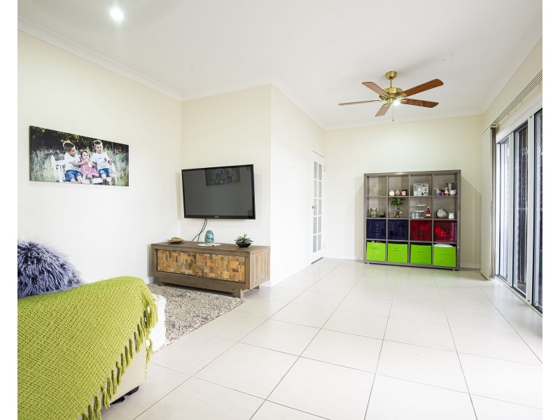 1 Steve Street, Walkerston QLD 4751