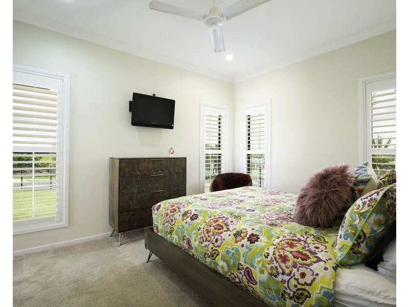 1 Steve Street, Walkerston QLD 4751