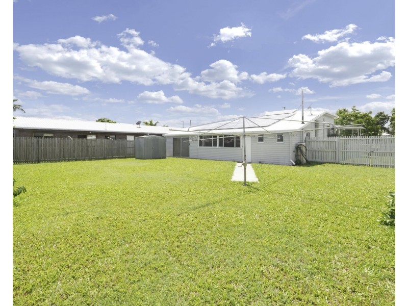 40 Holland Street, West Mackay QLD 4740