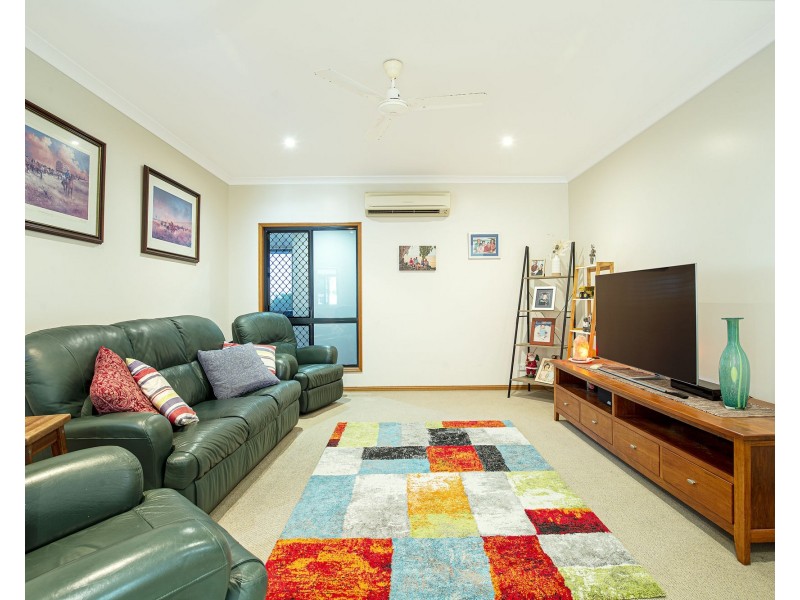 9 Polly Crescent, Richmond QLD 4740