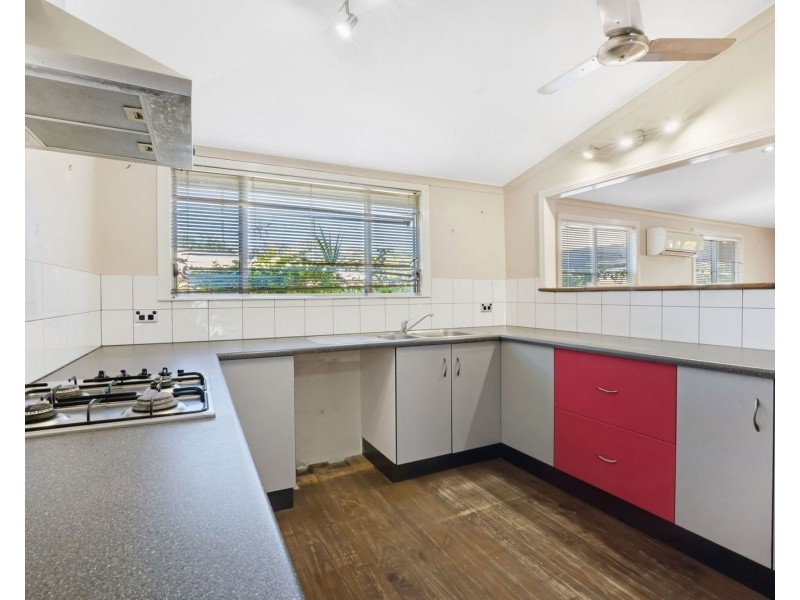 1 Andergrove Road, Andergrove QLD 4740