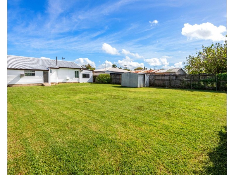 4 Black Street, South Mackay QLD 4740