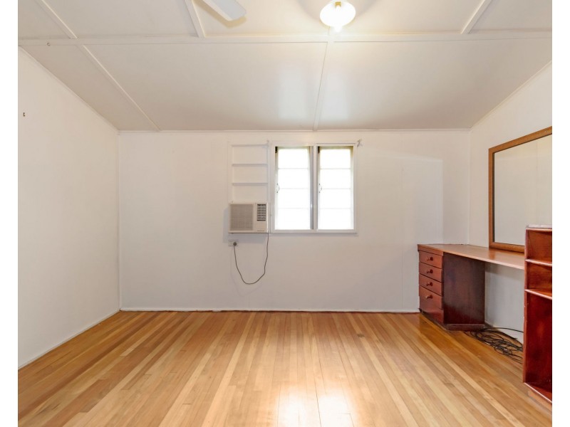 91334 Bruce Highway, Sarina QLD 4737