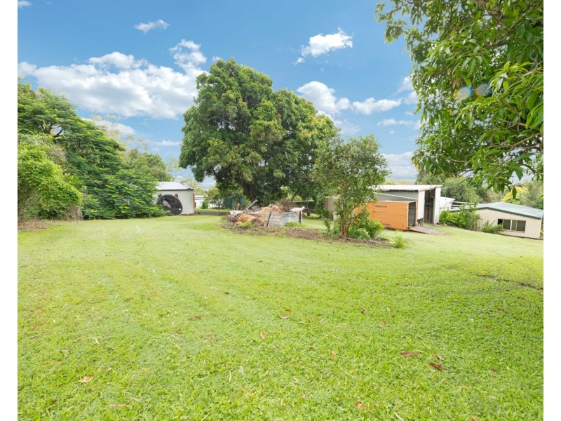 91334 Bruce Highway, Sarina QLD 4737