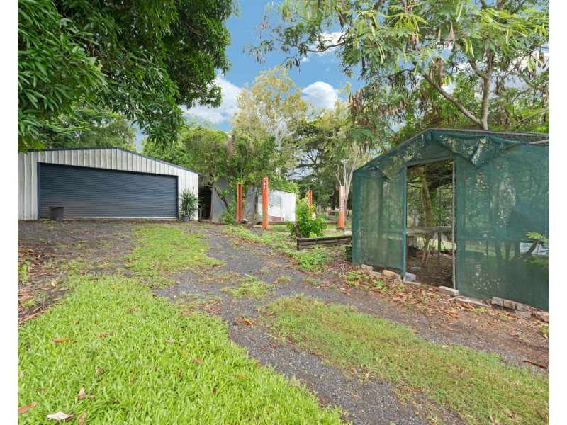 91334 Bruce Highway, Sarina QLD 4737