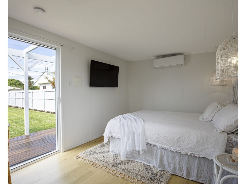 2 Mackenzie Street, West Mackay QLD 4740