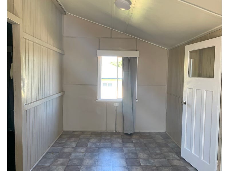 16 Marsh Street, East Mackay QLD 4740
