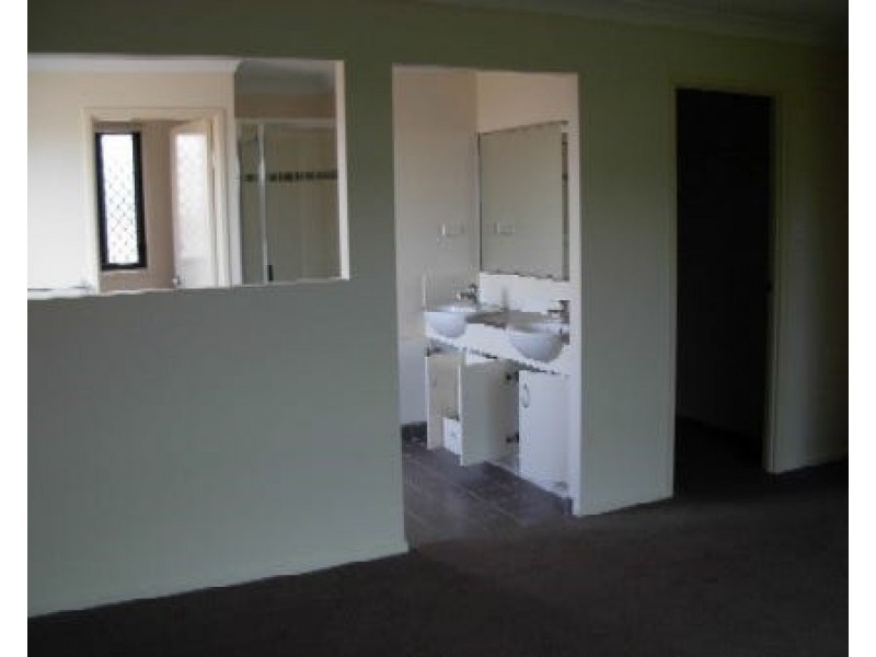 14 Duranbah Circuit, Blacks Beach QLD 4740