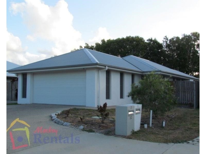 1/32 Warilla View Court, Blacks Beach QLD 4740