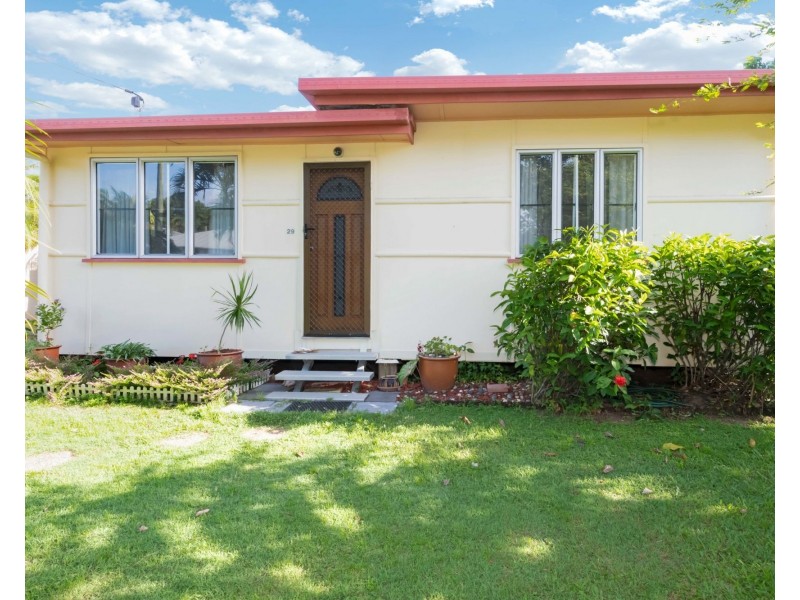29 Pratt Street, South Mackay QLD 4740