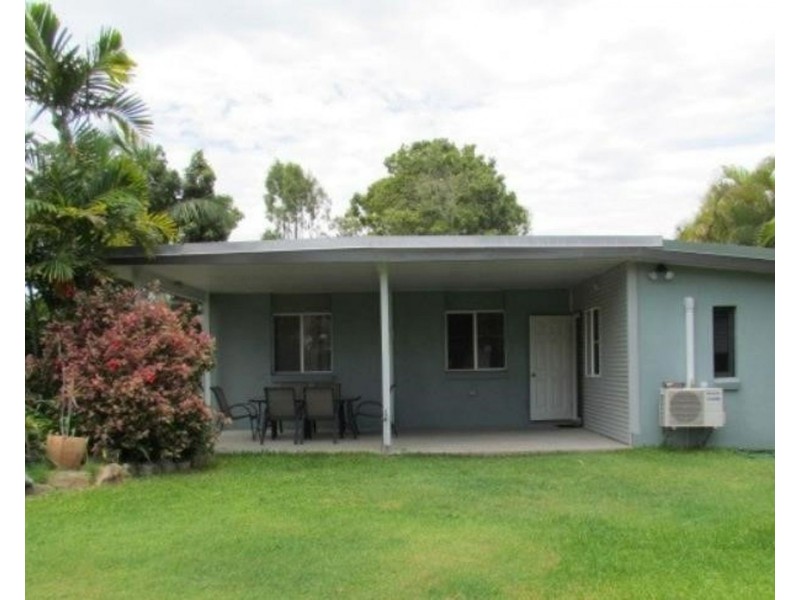 1 Brampton Avenue, Bucasia QLD 4750