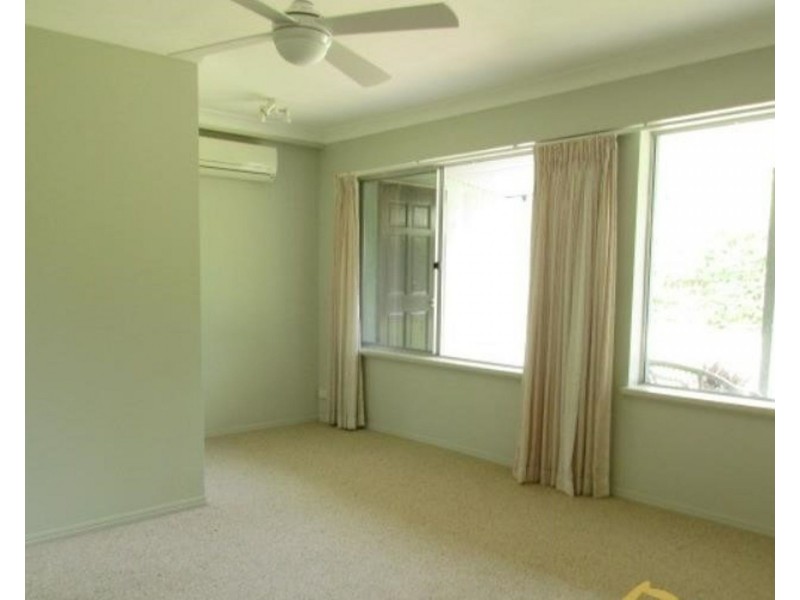 1 Brampton Avenue, Bucasia QLD 4750