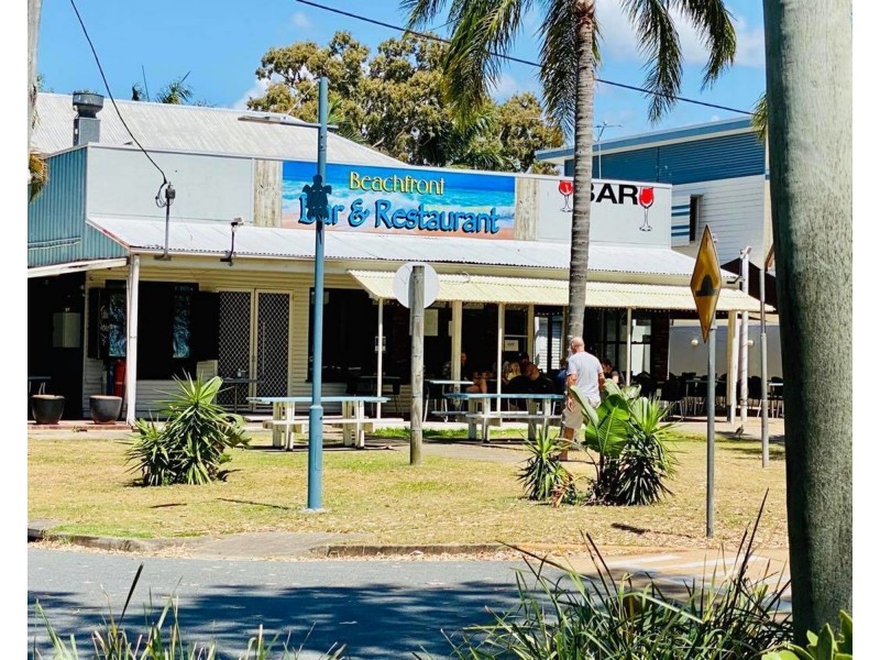 1 Brampton Avenue, Bucasia QLD 4750