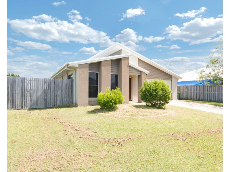 93 Whitehaven Drive, Blacks Beach QLD 4740