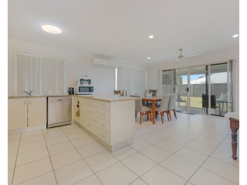 93 Whitehaven Drive, Blacks Beach QLD 4740