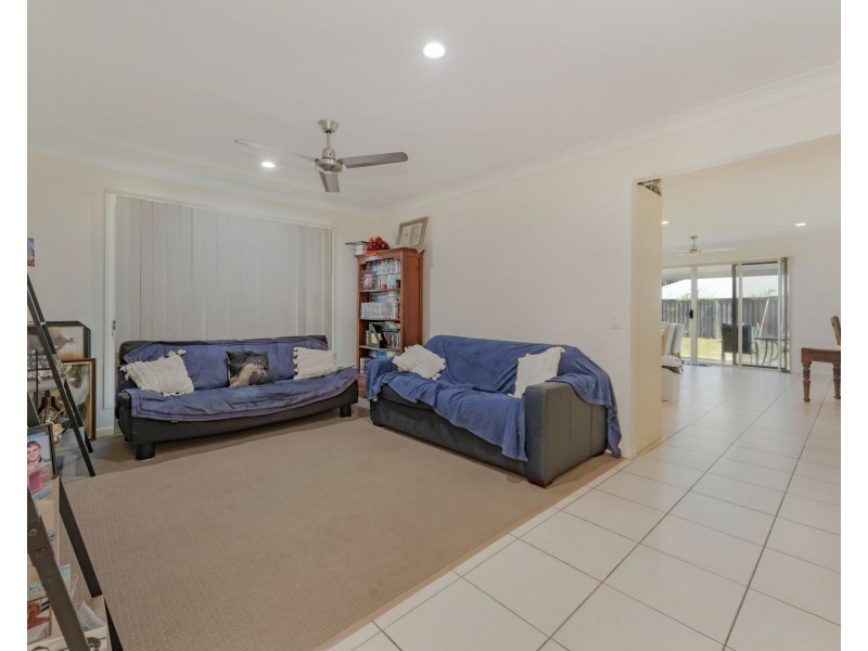 93 Whitehaven Drive, Blacks Beach QLD 4740