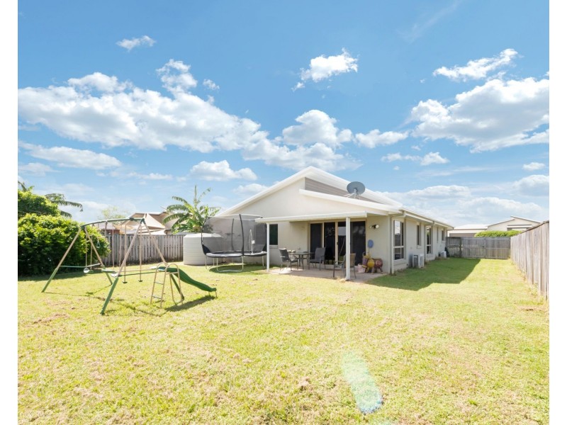 93 Whitehaven Drive, Blacks Beach QLD 4740